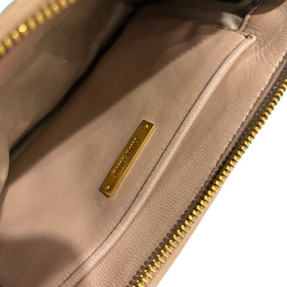 AUTHENTIC Miu Miu Beige Matelassé Quilted Leather Clutch with Gold Logo - Picture 5 of 8